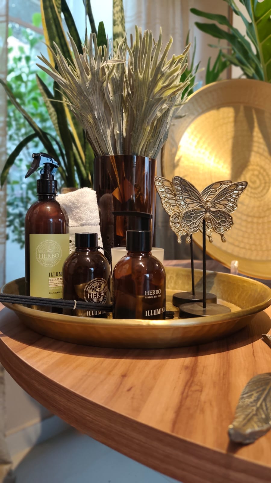 Escultura Borboleta Dourada