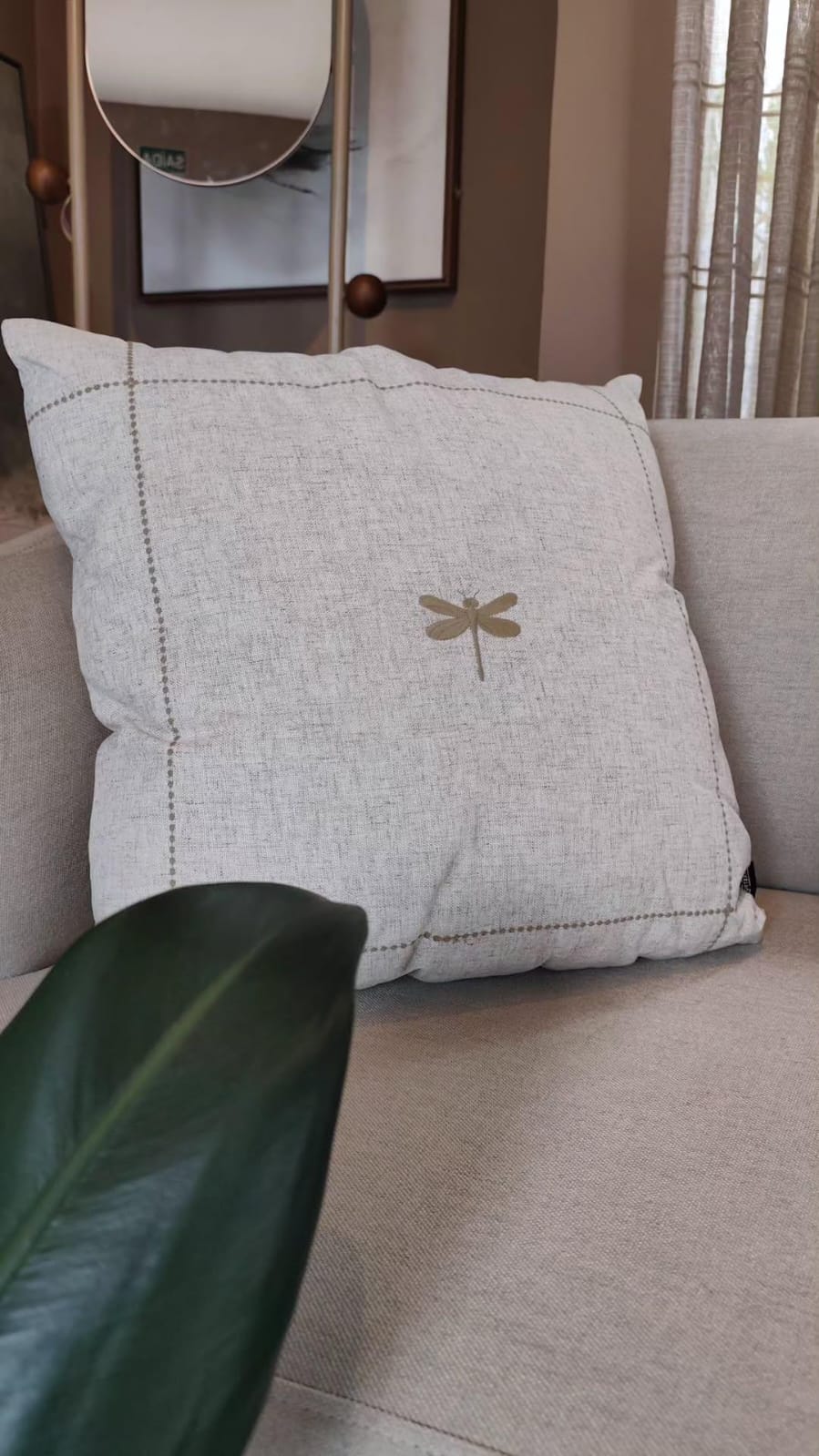 Almofada Libélula 52x52cm