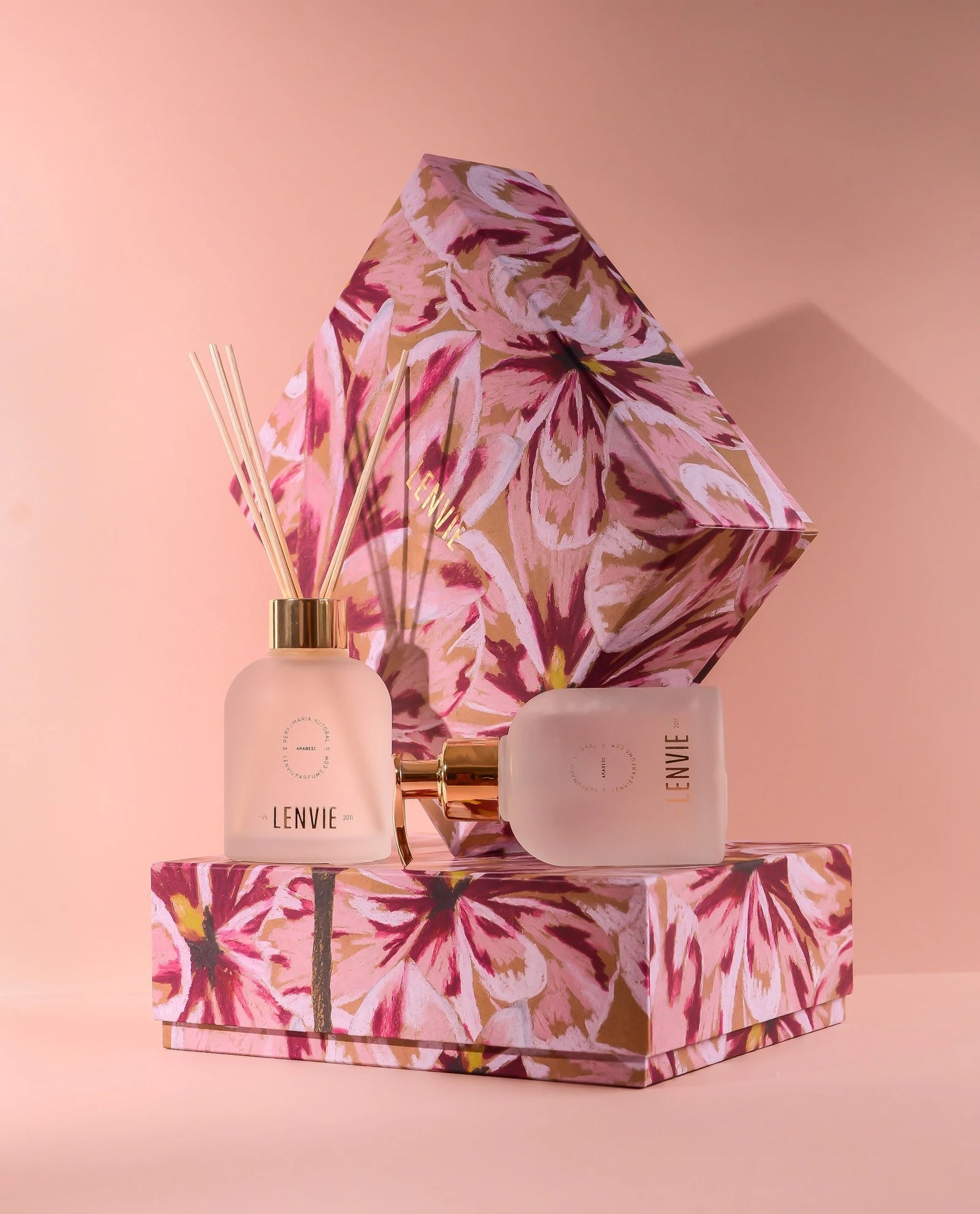 Kit Difusor de Perfumes e Sabonete Líquido Magnólia Pacífica 150ml