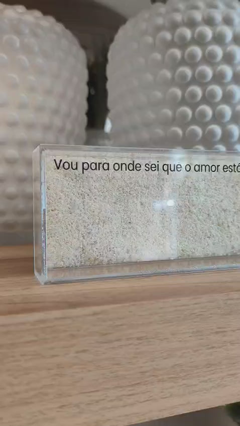Carregar vídeo: Caixa Acrílica Frases