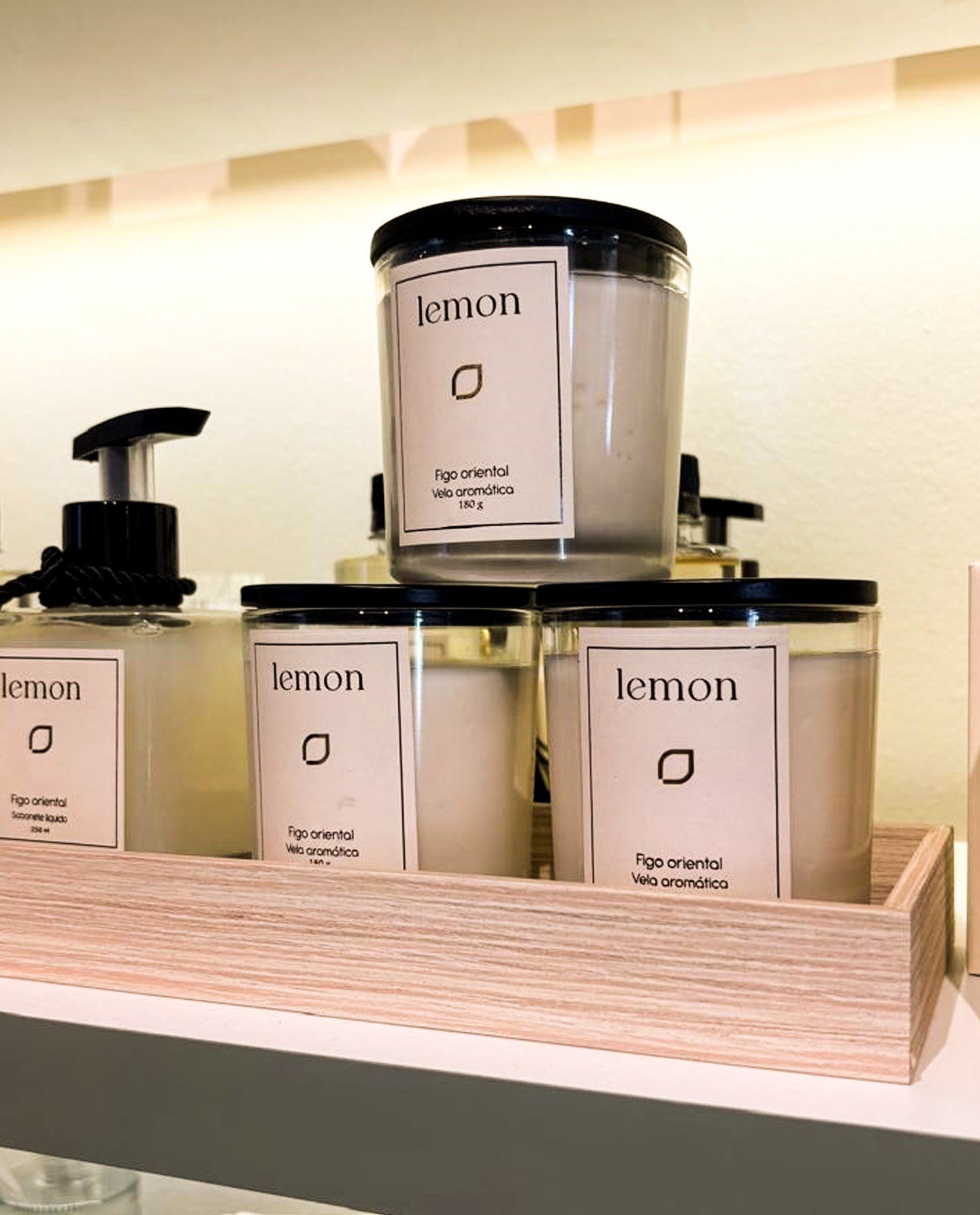 Vela Perfumada Lemon 180g